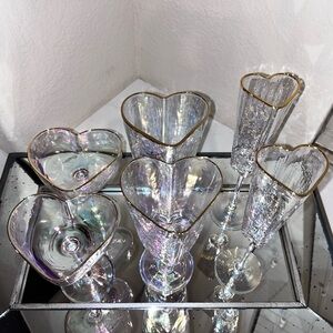 6-PIECE NEW HEART SHAPED IRIDESCENT
MARTINI/WINE/CHAMPAGNE/ GLASSES BUNDLE
